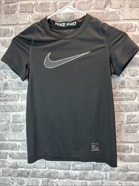 Nike Black Women's Short-Sleeve Performance Tee with White Swoosh